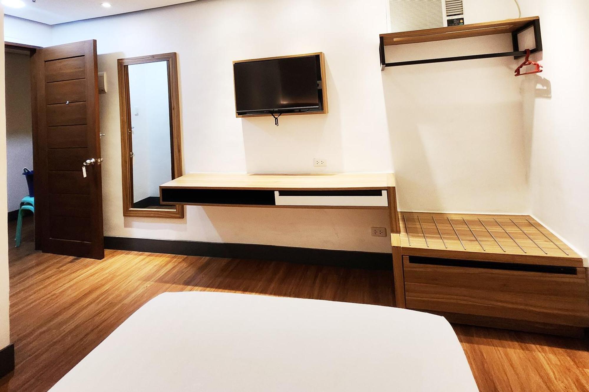 Boulevard Pension Hotel Cebu Esterno foto