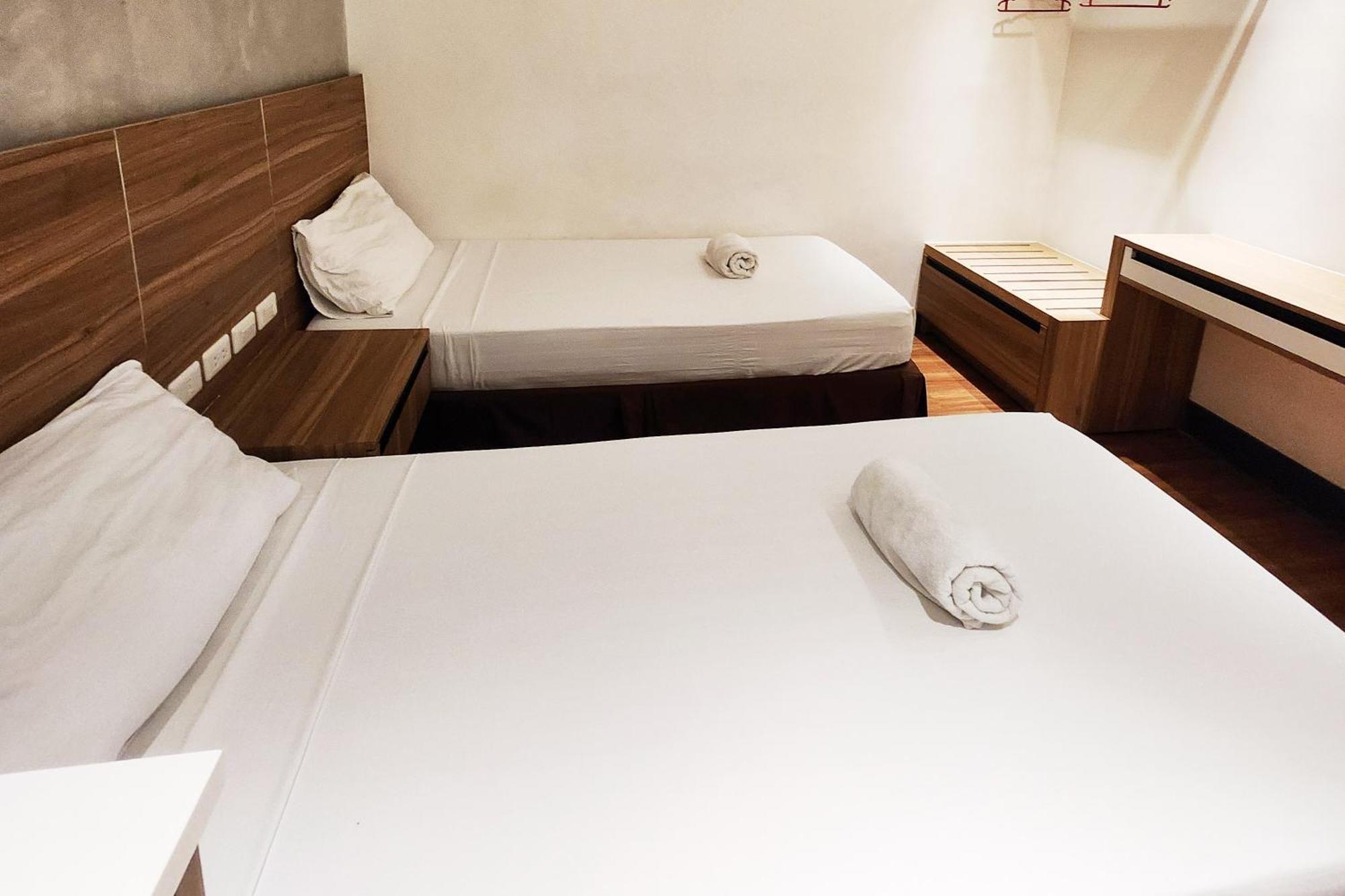 Boulevard Pension Hotel Cebu Esterno foto